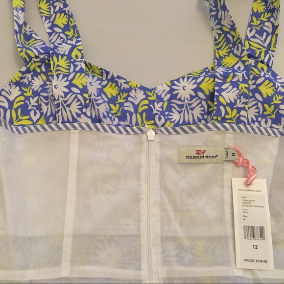 Vineyard Vines Fit and Flare Dress - Picture 6 of 7